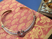 Gold polish hasli with kundan and pearl pendant